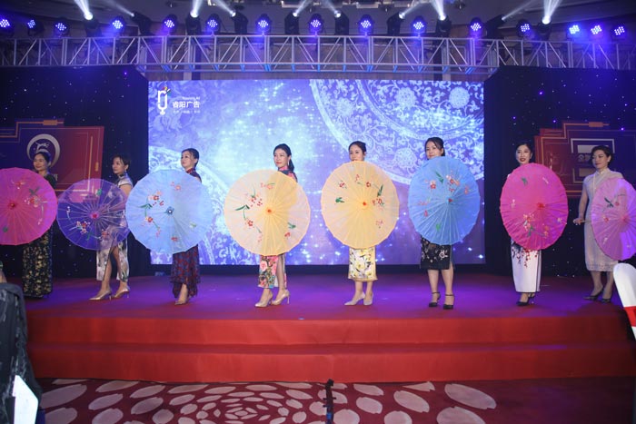 一起來跟演出活動(dòng)策劃公司談?wù)劵顒?dòng)演出